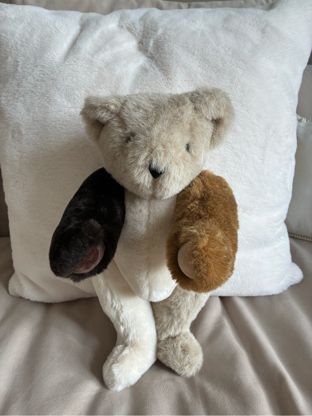 BRAND NEW, Vermont TeddyBear! Ready to Gift or keep. 🧸🧸🧸🧸🧸